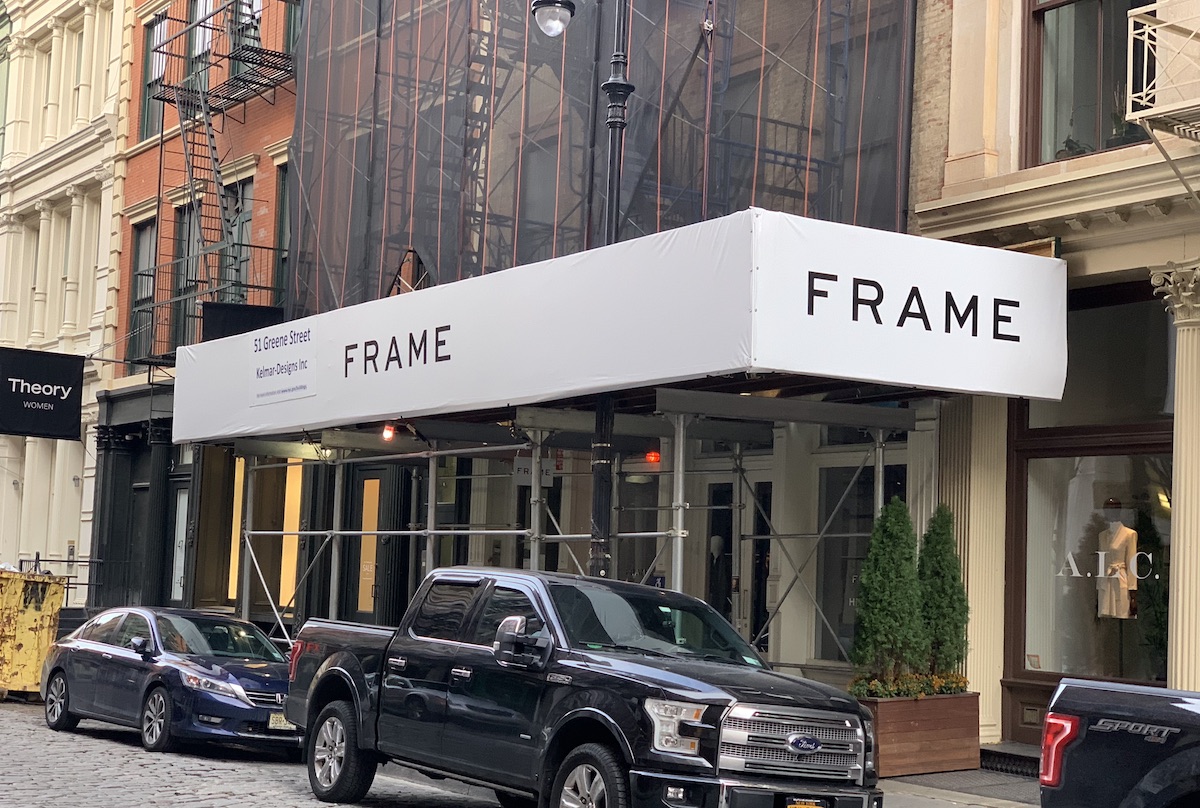 Why Choosing a Local NYC Signage Company Is the Best Move?