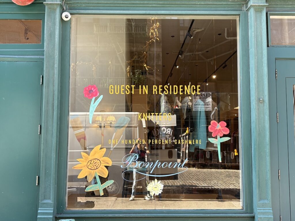 How NYC Stores Use Cut Vinyl Decal Letter Signs