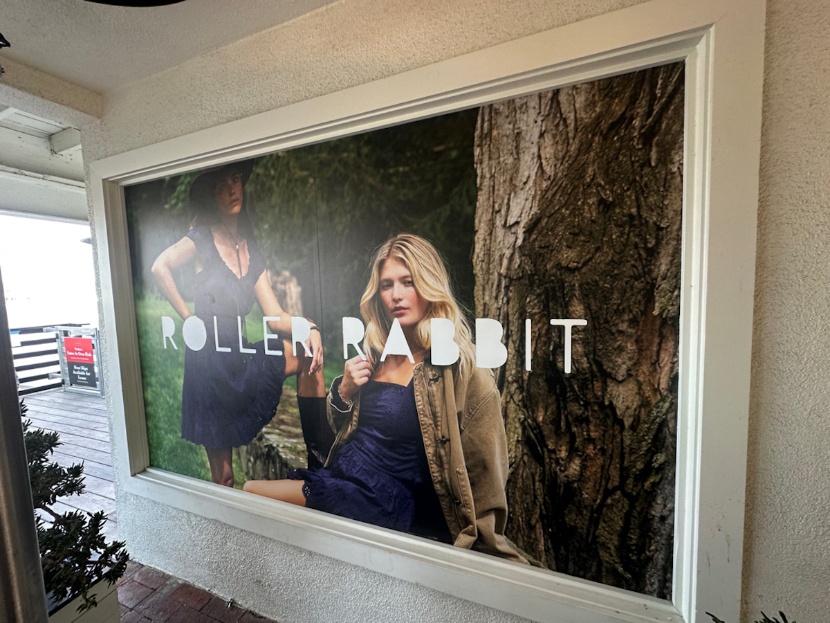 Retail Store Signage: Turning Foot Traffic Into Customers